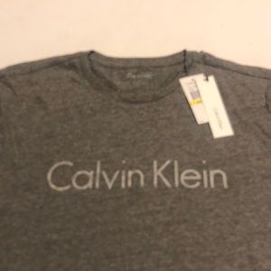 Brand new Calvin Klein shirt sleeve shirt